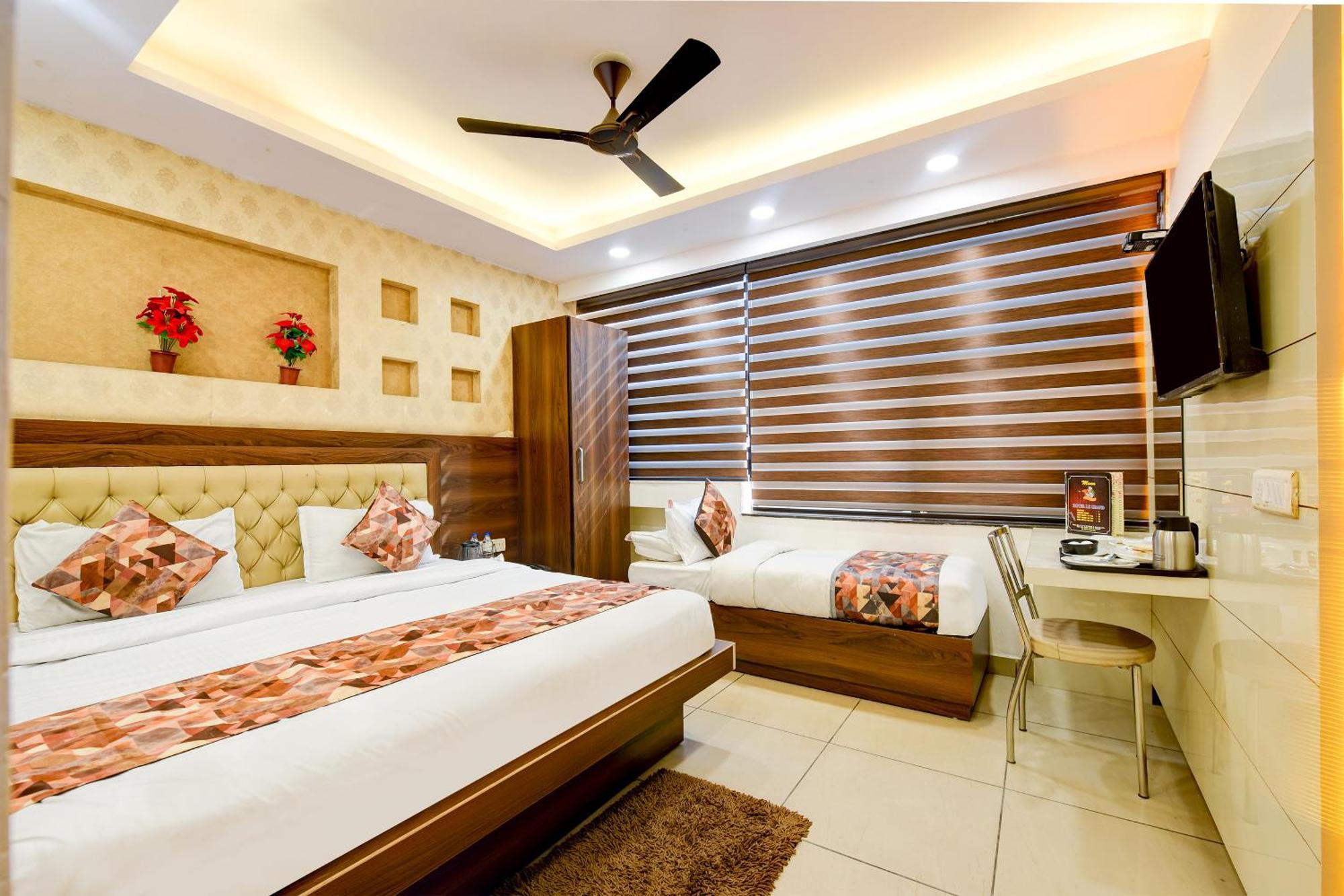 Hotel Le Grand - Walk-In From Rk Ashram Metro Station New Delhi Extérieur photo