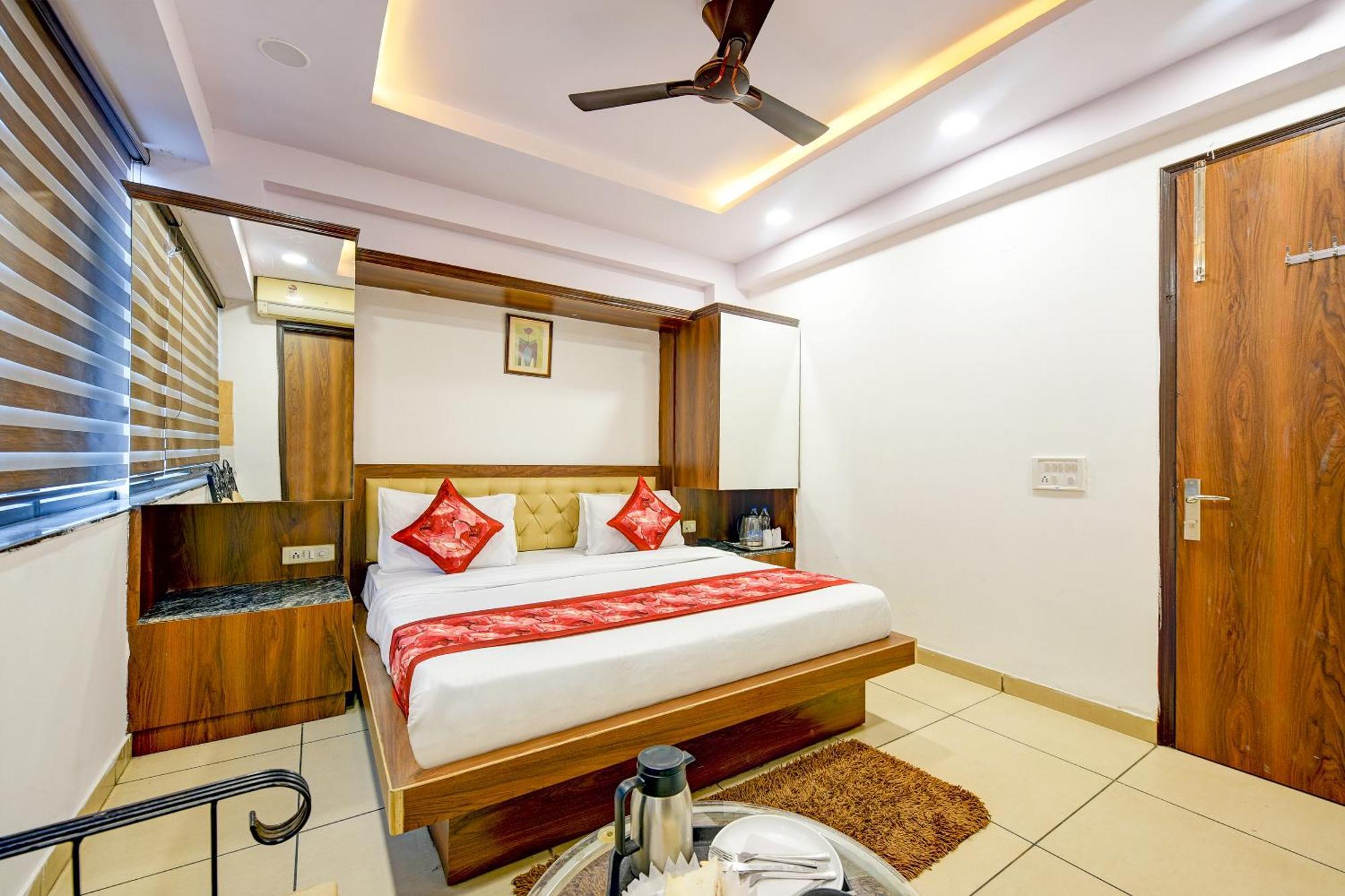 Hotel Le Grand - Walk-In From Rk Ashram Metro Station New Delhi Extérieur photo