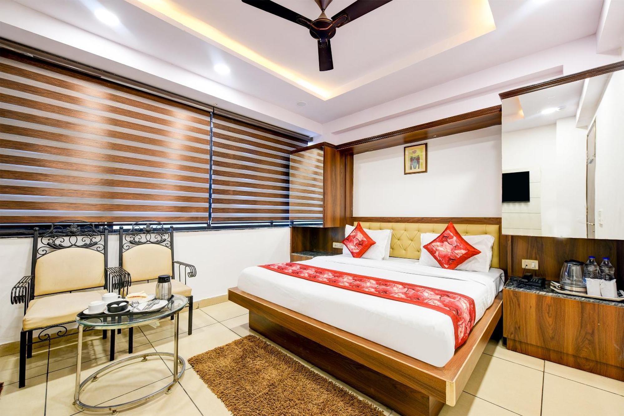Hotel Le Grand - Walk-In From Rk Ashram Metro Station New Delhi Extérieur photo
